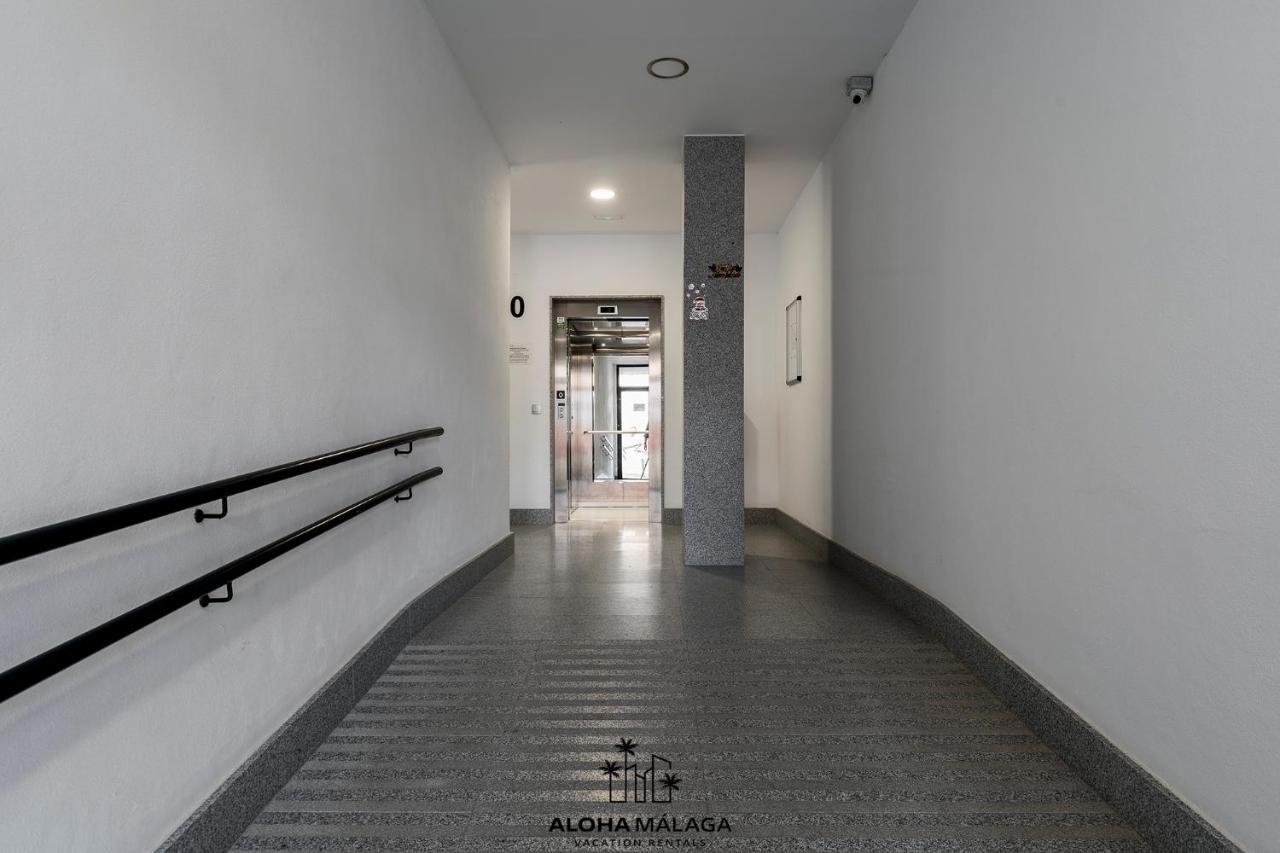 Luxury Duplex With Pool And Padel Court In Town Apartment Malaga Bagian luar foto