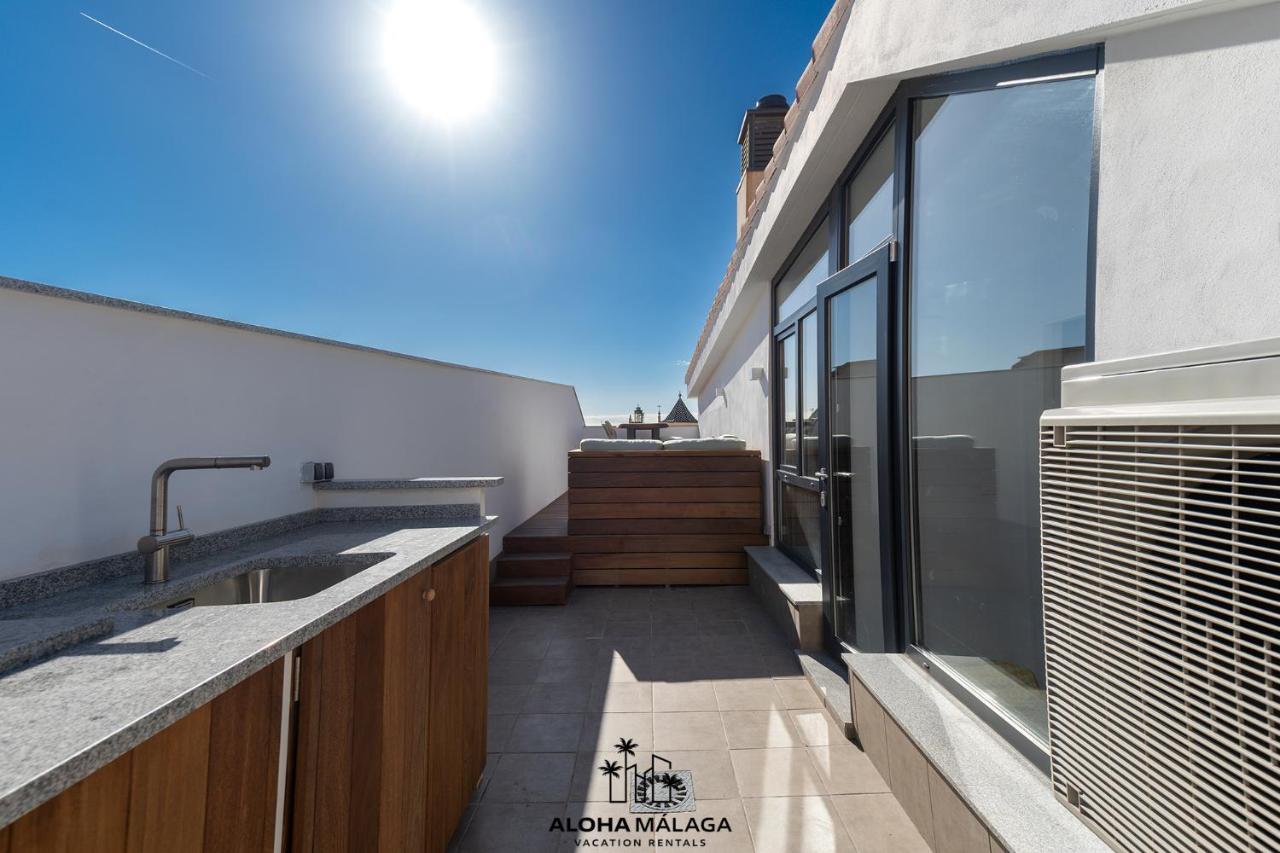 Luxury Duplex With Pool And Padel Court In Town Apartment Malaga Bagian luar foto