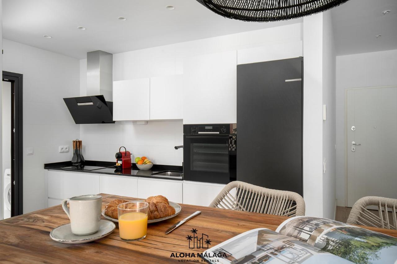 Luxury Duplex With Pool And Padel Court In Town Apartment Malaga Bagian luar foto